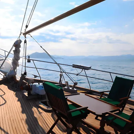 Cabin Charter In Turkey Πλωτό κατάλυμα Φετιγιέ