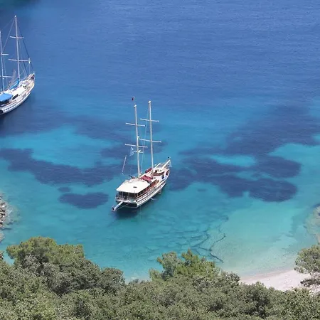 Cabin Charter In Turkey Πλωτό κατάλυμα *