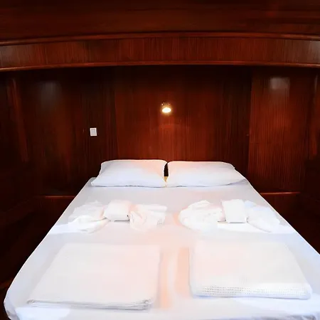 Cabin Charter In Turkey Botel